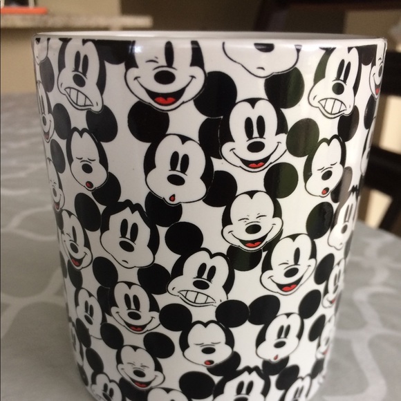 Disney Mickey Mug - Picture 3 of 4